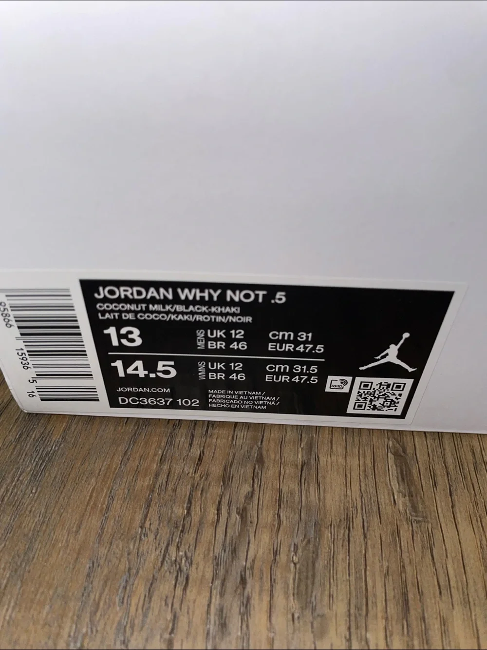 EUC Jordan Why Not .5 Men’s 13 basketball shoes coconut milk/black-khaki
